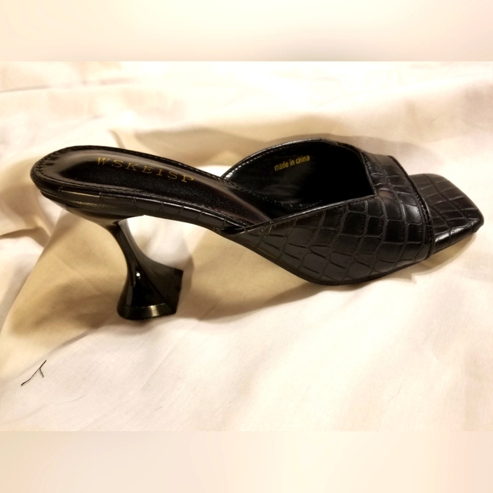 NEW TRENDY square heel mule